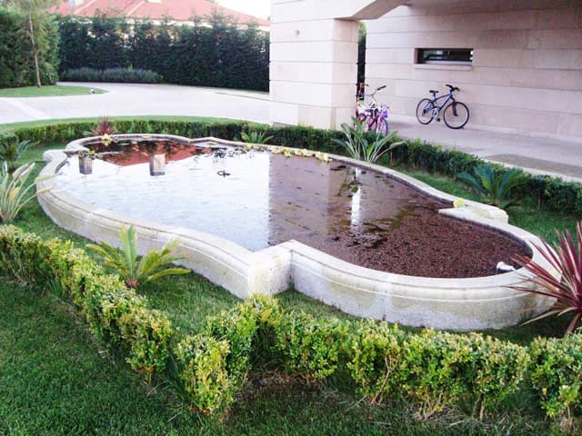 Decoración en piedra para jardines