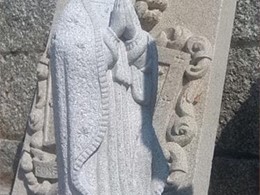 VIRGEN DE PIEDRA